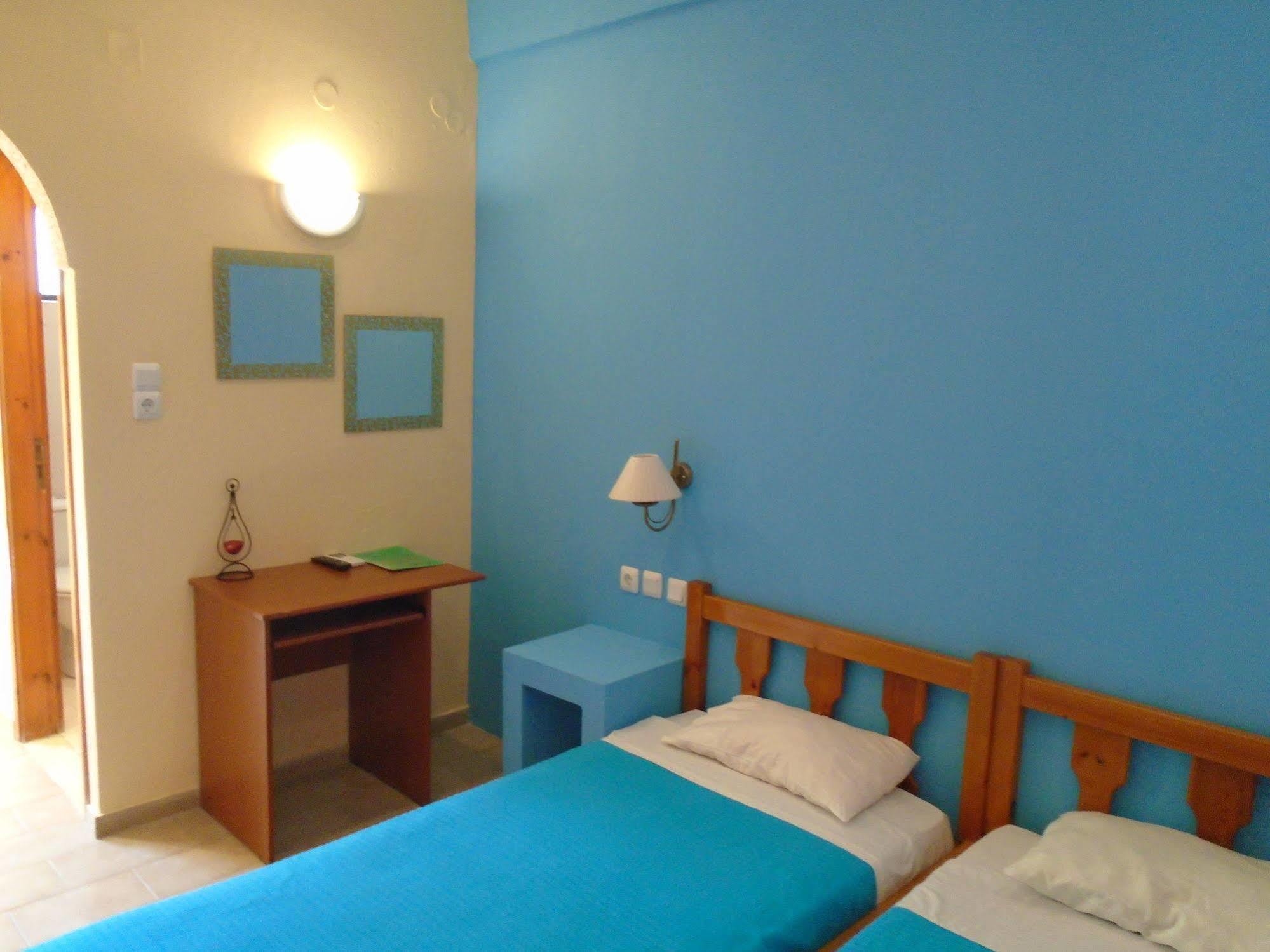 Adonis Beach Hotel 이라클리온 외부 사진